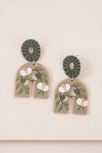 Load image into Gallery viewer, Terrace Drop Earrings