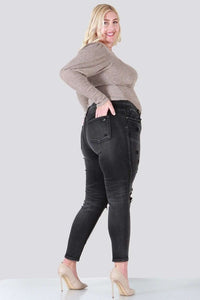 PLUS SIZE SKINNY WITH DESTROY