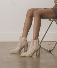 Load image into Gallery viewer, OASIS SOCIETY Esmee   Chelsea Boot Heel