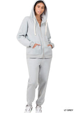 Load image into Gallery viewer, ZIPPER HOODIE SWEAT JACKET &amp; SWEAT PANTS SET