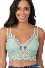 Load image into Gallery viewer, CROCHET LACE BRALETTE WITH BRA PADS