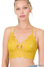 Load image into Gallery viewer, CROCHET LACE BRALETTE WITH BRA PADS