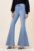 Load image into Gallery viewer, High Waisted Flare Jeans