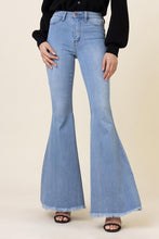 Load image into Gallery viewer, High Waisted Flare Jeans