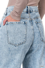 Load image into Gallery viewer, Mom Jeans
