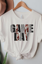 Load image into Gallery viewer, UNISEX SHORT SLEEVE