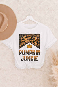 PUMPKIN JUNKIE LEOPARD GRAPHIC TEE