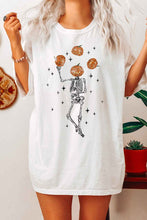 Load image into Gallery viewer, JUGGLING PUMPKIN GRAPHIC TEE / T SHIRT