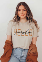 Load image into Gallery viewer, HELLO PUMPKIN GRAPHIC TEE