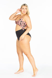 Curvy Size Cut Out Pink Leopard Print Swimsuit