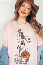 Load image into Gallery viewer, WONDERFUL FALL GRAPHIC T SHIRT PLUS SIZE