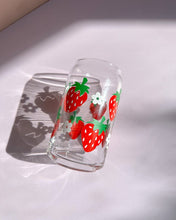 Load image into Gallery viewer, Strawberry Glass Cup 16oz