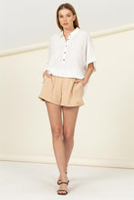 Load image into Gallery viewer, PLEATED CUFF HEM SHORTS