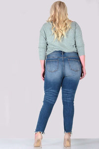 PLUS SIZE RELAXED SKINNY