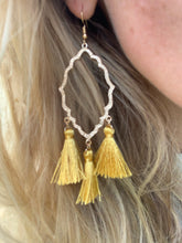 Load image into Gallery viewer, Gold Tassel Earrings